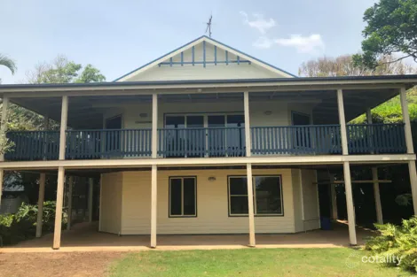 6 Ocean Ct, Moore Park Beach, QLD 4670