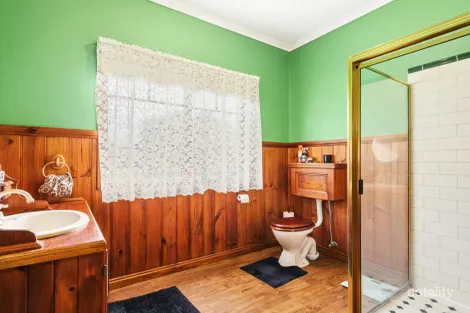 Property photo of 24-26 George Street Rosedale VIC 3847