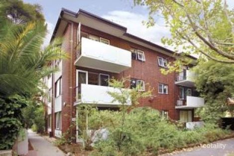 4/10 Dickens St, Elwood, VIC 3184