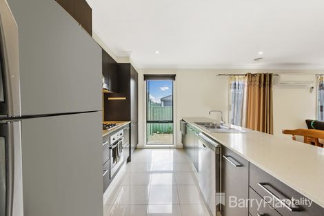Property photo of 7 Reddington Way Wyndham Vale VIC 3024