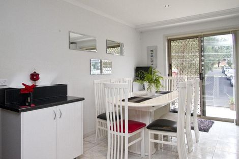 Property photo of 1 St James Court Watsonia VIC 3087