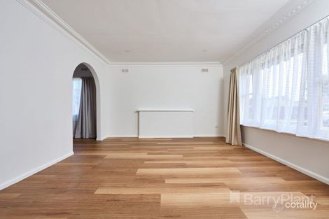 Property photo of 14 Hillcrest Grove Springvale VIC 3171