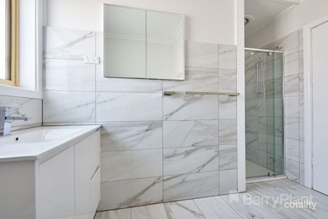 Property photo of 14 Hillcrest Grove Springvale VIC 3171