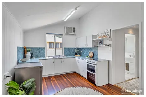 Property photo of 250 Hutton Street Berserker QLD 4701