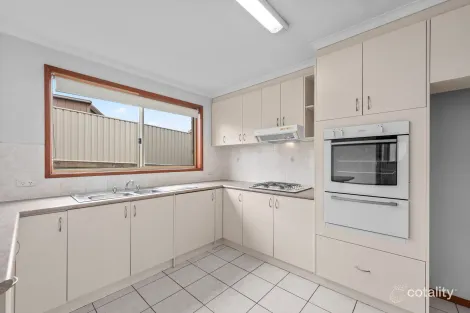 Property photo of 16 Barracks Flat Drive Karabar NSW 2620
