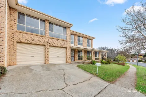 Property photo of 16 Barracks Flat Drive Karabar NSW 2620