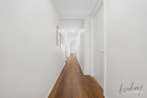 Property photo of 12 Yarding Street Donnybrook VIC 3064