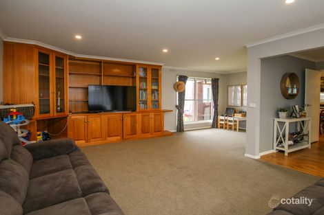 Property photo of 31 Karana Drive Warrnambool VIC 3280