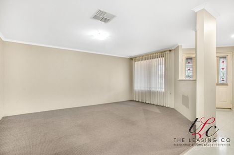 Property photo of 10 Barnes Way Success WA 6164
