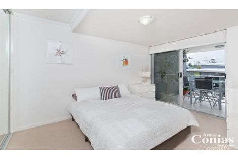 Property photo of 77/95 Clarence Road Indooroopilly QLD 4068