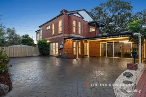 21 ZOE CCT, NORTHCOTE, VIC 3070
