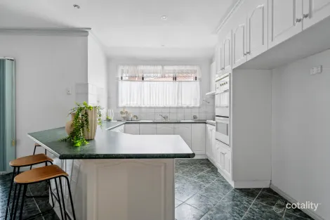Property photo of 39 Goodwood Drive Keilor Downs VIC 3038