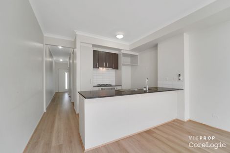 Property photo of 27 Grantham Walk Williams Landing VIC 3027