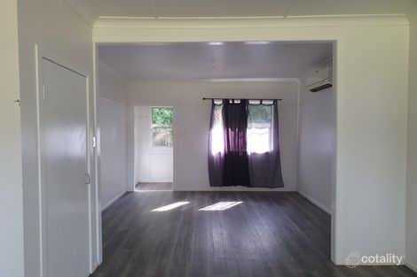 Property photo of 4 Higgins Street Newtown QLD 4350