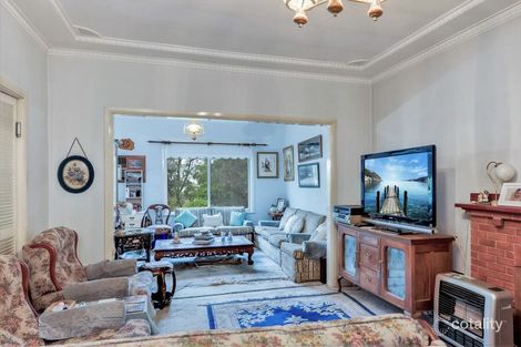 Property photo of 14 Mulgen Crescent Bomaderry NSW 2541