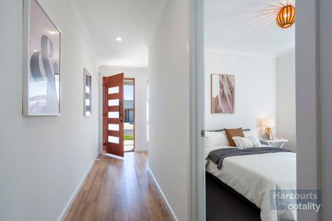 Property photo of 11 Reserve Parade Findon SA 5023