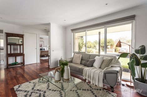 Property photo of 16 Longbeach Close Aspendale VIC 3195