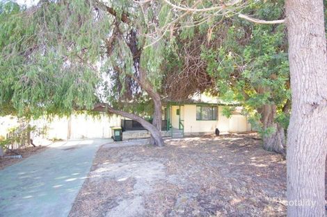 Property photo of 39 Burnham Way Girrawheen WA 6064