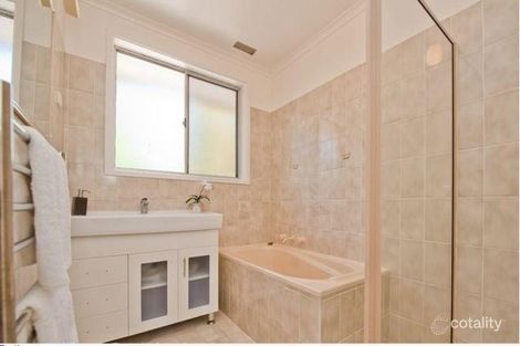 Property photo of 8 Morton Street Weetangera ACT 2614