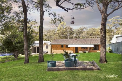 Property photo of 33 Geoffrey Road Chittaway Point NSW 2261