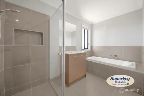 Property photo of 6 Sila Road Werribee VIC 3030
