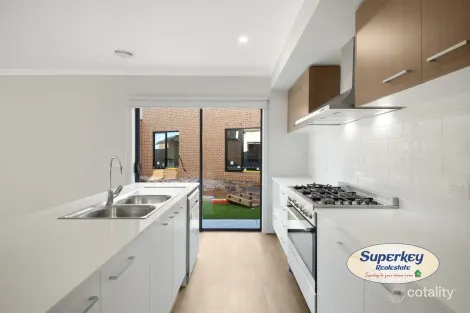 Property photo of 6 Sila Road Werribee VIC 3030