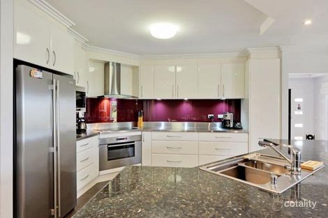 Property photo of 2 Yambuk Place Kialla VIC 3631