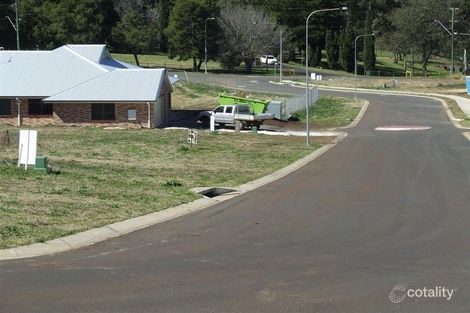 Property photo of 22 Alpine Court Cranley QLD 4350