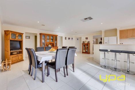 Property photo of 64 Mission Hills Way Craigieburn VIC 3064