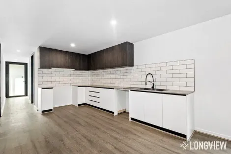 71 Timberline Pkwy, Pakenham, VIC 3810