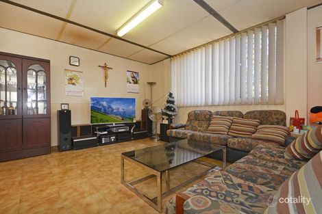 Property photo of 35 Dartford Crescent Marangaroo WA 6064