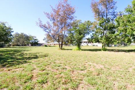 16-18 Isabella St, Mitchell, QLD 4465