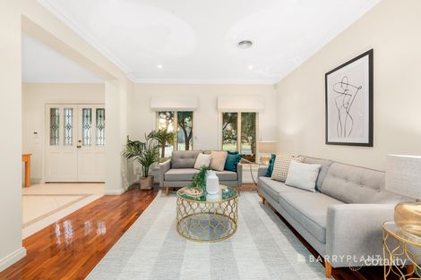 Property photo of 37 Tennyson Circuit Mill Park VIC 3082