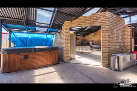 Property photo of 7 Dolara Court Maddington WA 6109