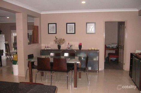 Property photo of 4 Oltrarno Place Bridgeman Downs QLD 4035