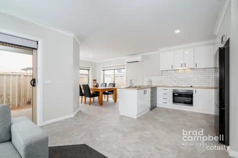 Property photo of 3/145 Sobraon Street Shepparton VIC 3630
