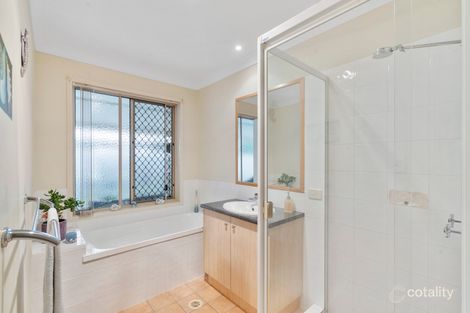 Property photo of 44 Ross Place Wakerley QLD 4154