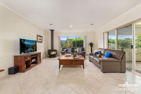 Property photo of 15 Yarra Hill Lane Chirnside Park VIC 3116