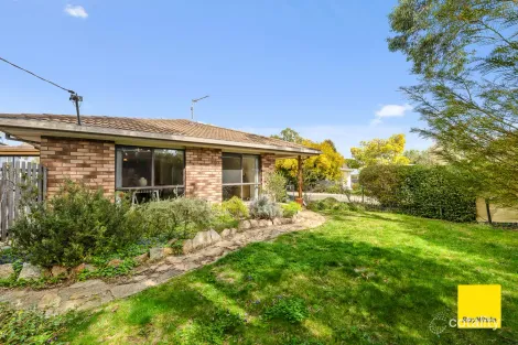 15 FORSTER ST, BUNGENDORE, NSW 2621