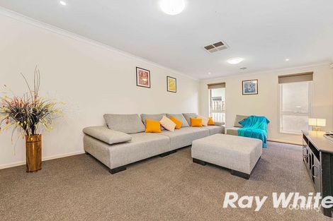 Property photo of 4 Bushlark Crescent Williams Landing VIC 3027