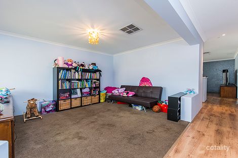Property photo of 16 Flintlock Court Cloverdale WA 6105