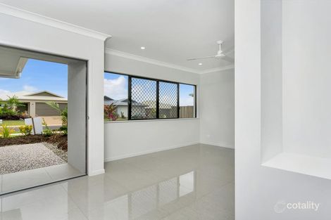 Property photo of 92 Bulleringa Loop Mount Peter QLD 4869
