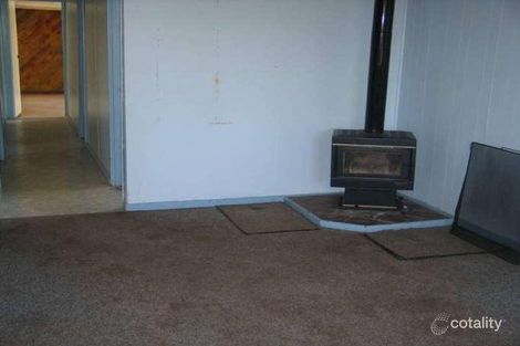 Property photo of 5 North Terrace Boulder WA 6432