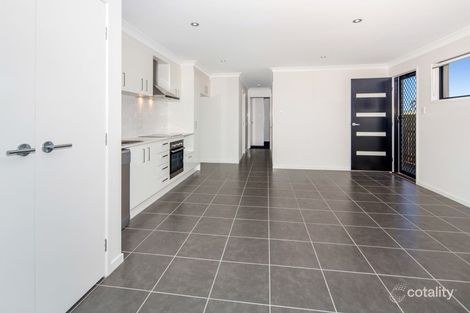 Property photo of 1/42 Kenneth Drive Augustine Heights QLD 4300