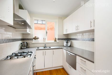 Property photo of 9/5 Derby Crescent Caulfield East VIC 3145