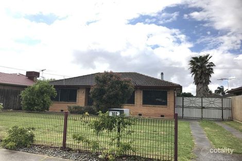 102 South Circular Rd, Gladstone Park, VIC 3043