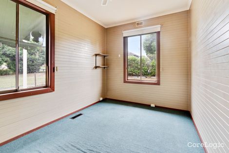 Property photo of 53 Summerhill Road Reservoir VIC 3073