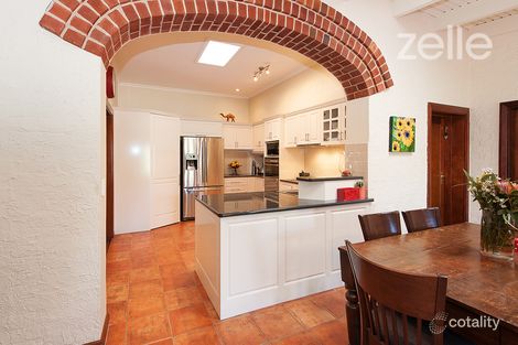 Property photo of 689 David Street Albury NSW 2640