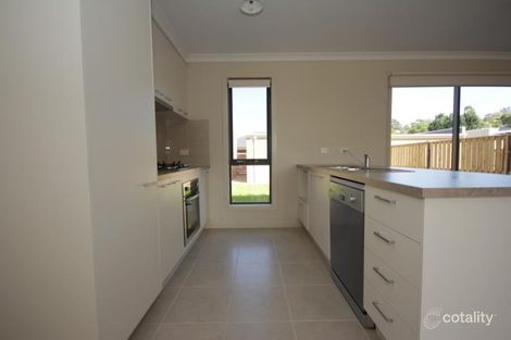 Property photo of 19 Botanica Drive Chirnside Park VIC 3116
