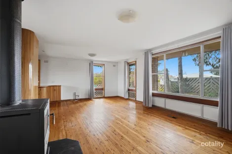 11 Claude St, Armidale, NSW 2350